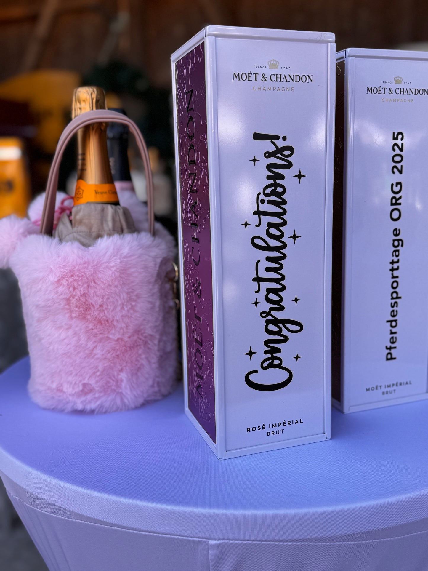 Moët & Chandon - Rosé Impérial - 75 CL mit Metallic GIFT BOX
