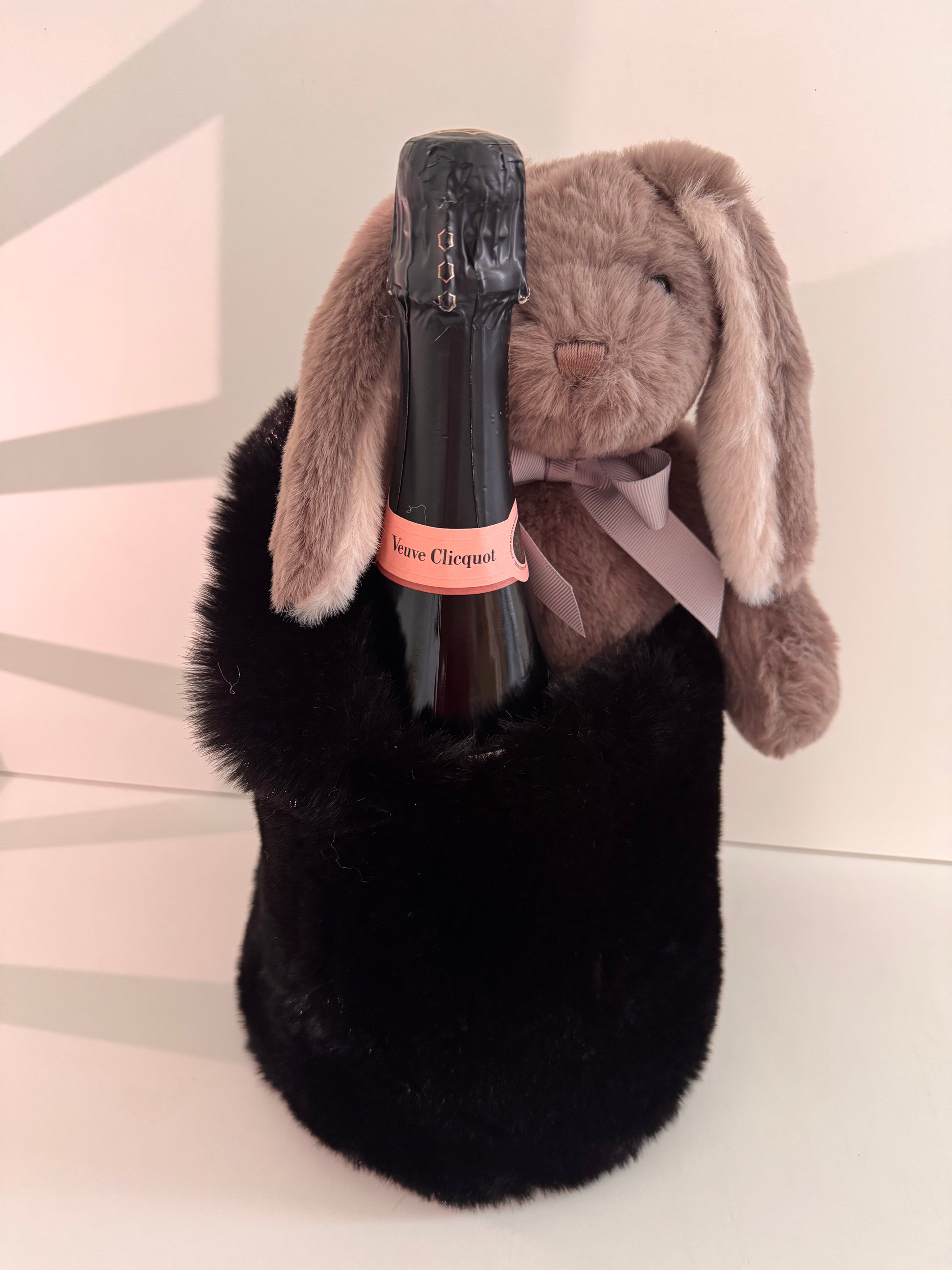 signaturebottle.ch Veuve Clicquot rosé, Geschenk für Ostern mit Hase und Tasche
